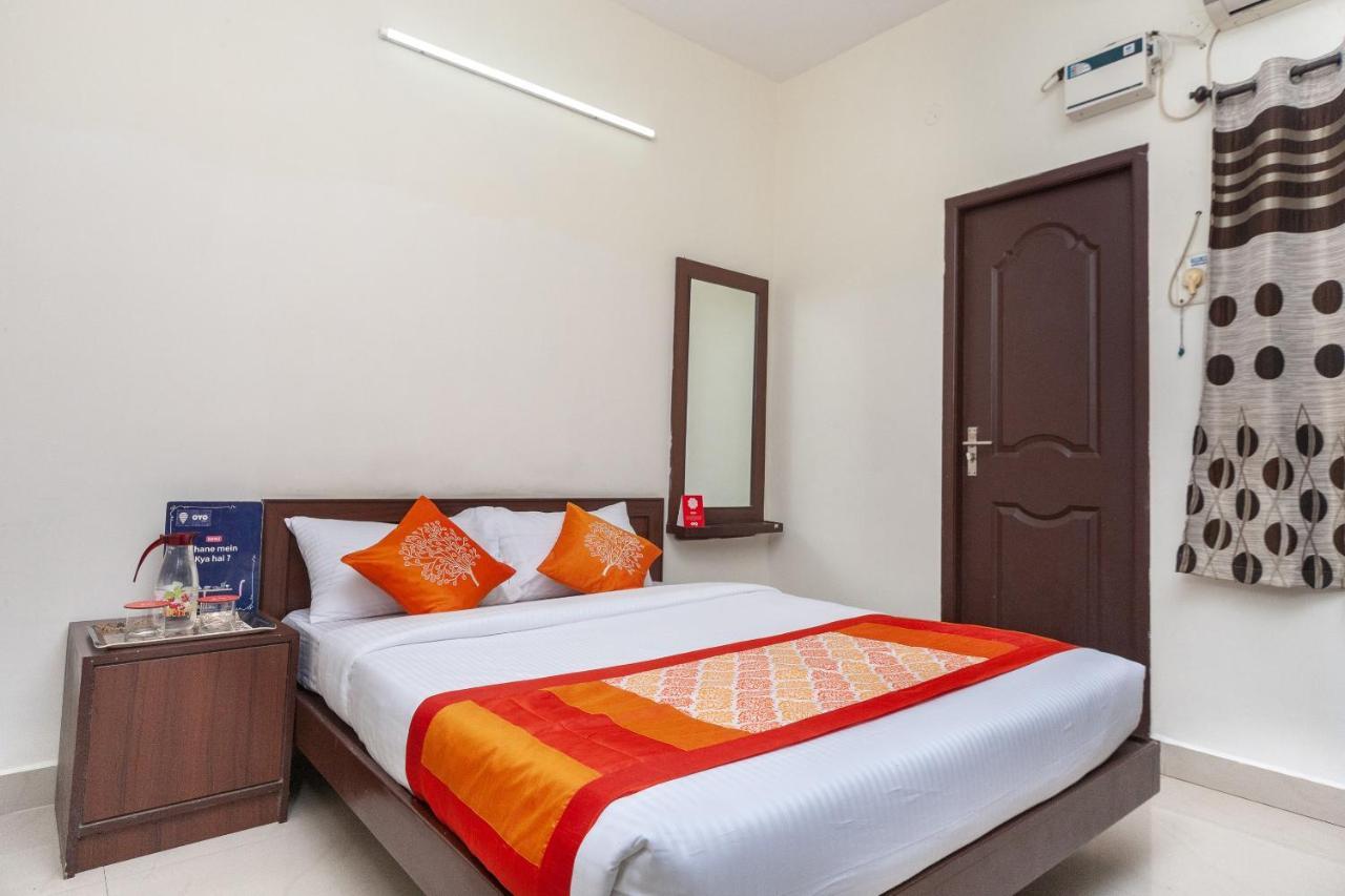 Oyo 22019 Skye Service Apartments Madrás Exterior foto
