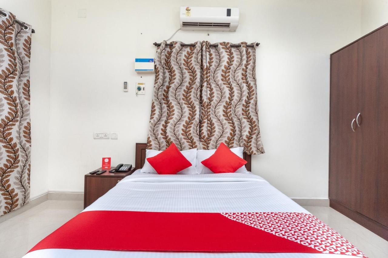 Oyo 22019 Skye Service Apartments Madrás Exterior foto